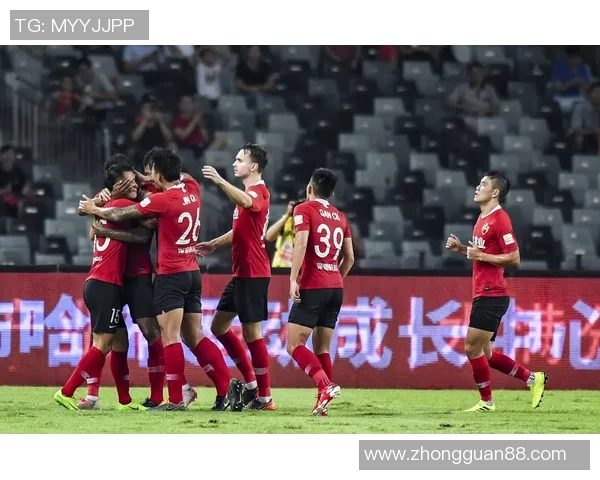 广州富力迎战南安普敦期待精彩对决与精彩进球的较量